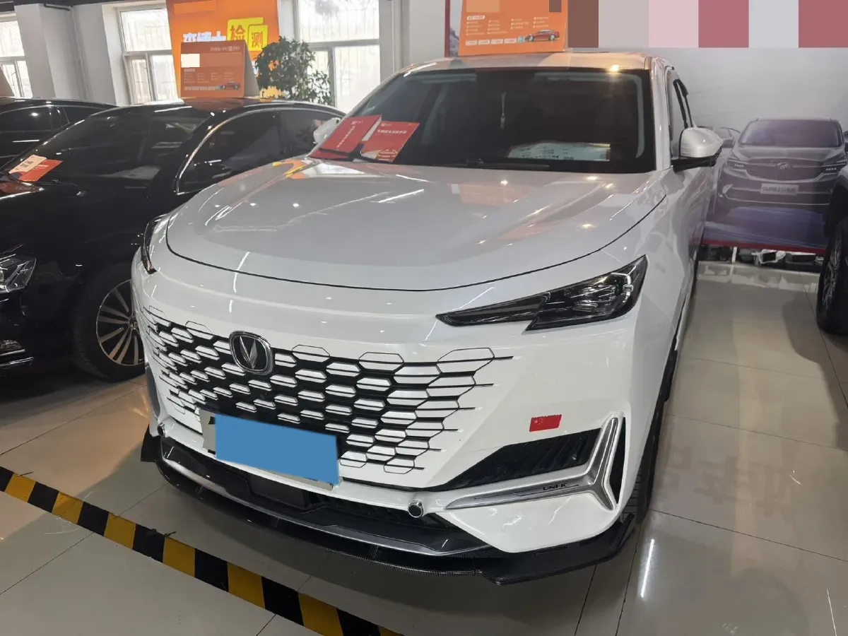 2021 ChangAn UNI-K 2.0T 233HP L4 8AT,autocango,china used car exporter,china ev exporter,chinese used car exporter,chinese used ev exporter