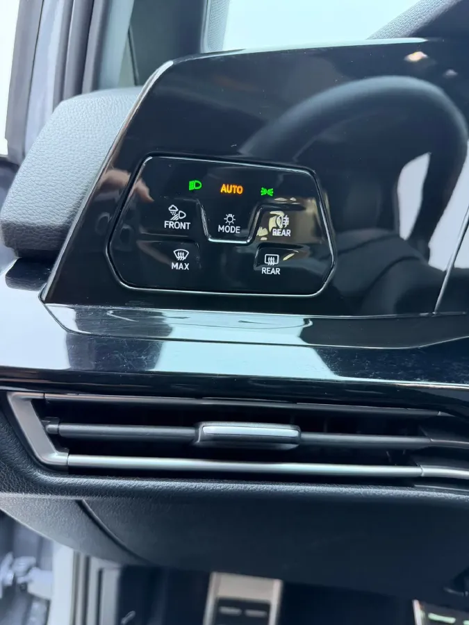 2023 Volkswagen Golf 1.4T 150HP L4 7DCT,autocango,china used car exporter,china ev exporter,chinese used car exporter,chinese used ev exporter