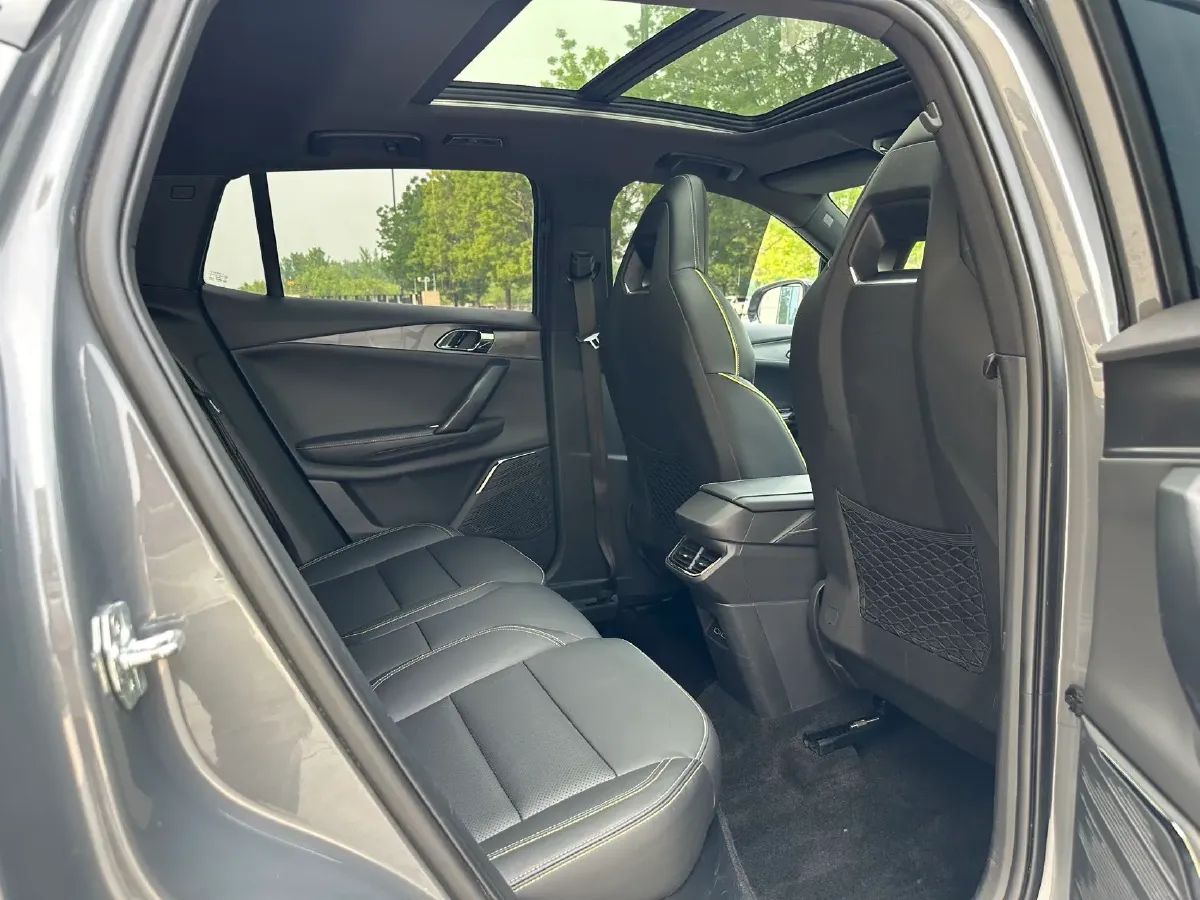 2023 LYNK&CO 06 1.5T 181HP L4 7DCT,autocango,china used car exporter,china ev exporter,chinese used car exporter,chinese used ev exporter