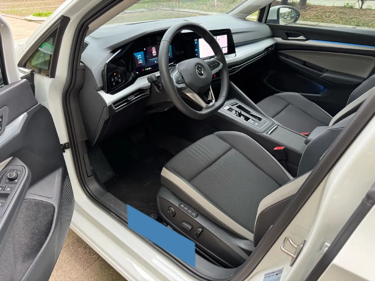 2024 Volkswagen Golf 1.4T 150HP L4 7DCT,autocango,china used car exporter,china ev exporter,chinese used car exporter,chinese used ev exporter