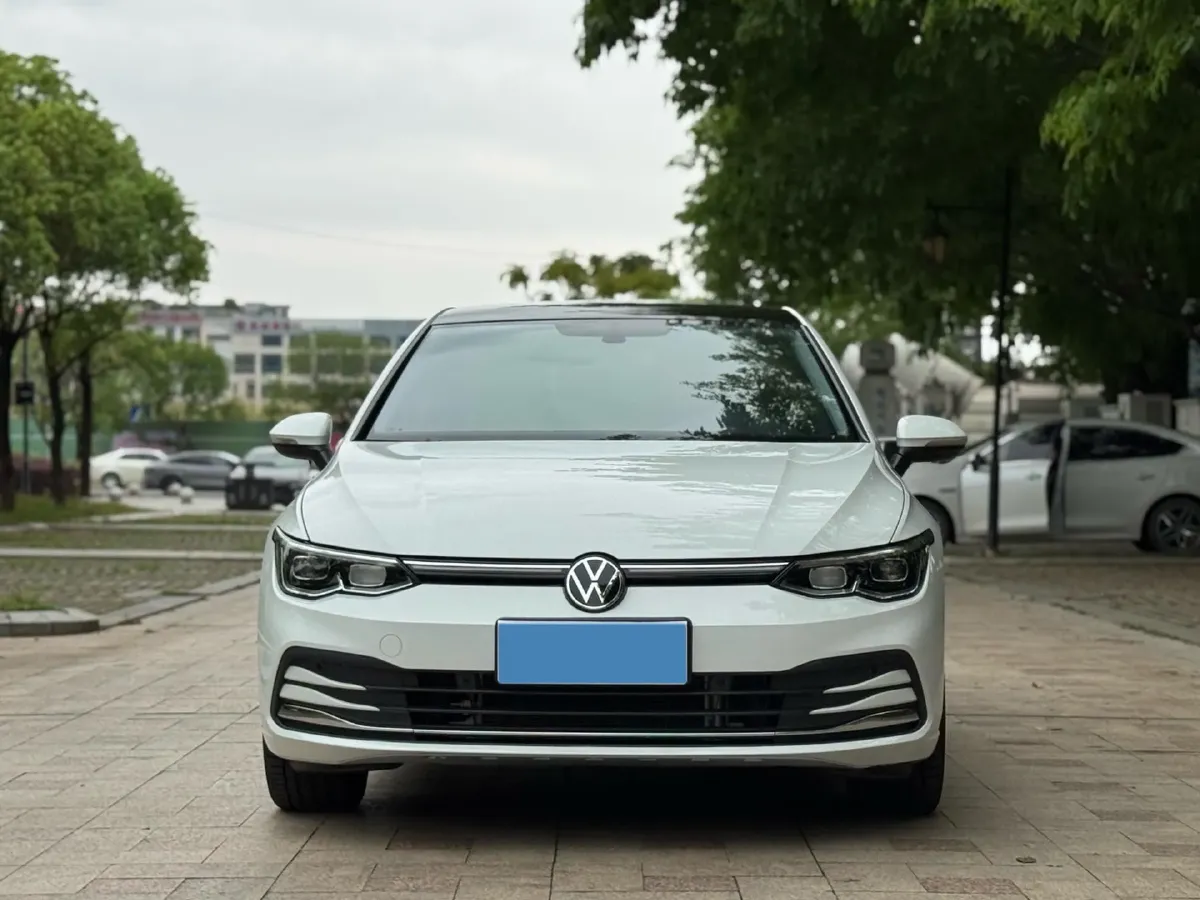 2024 Volkswagen Golf 1.4T 150HP L4 7DCT,autocango,china used car exporter,china ev exporter,chinese used car exporter,chinese used ev exporter