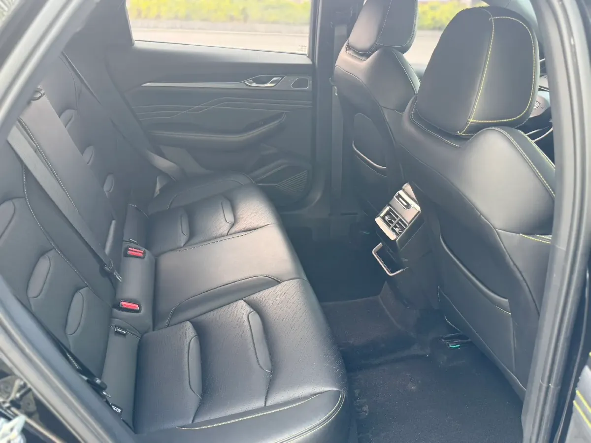 2023 Geely Preface 1.5T 181HP L4 7DCT,autocango,china used car exporter,china ev exporter,chinese used car exporter,chinese used ev exporter