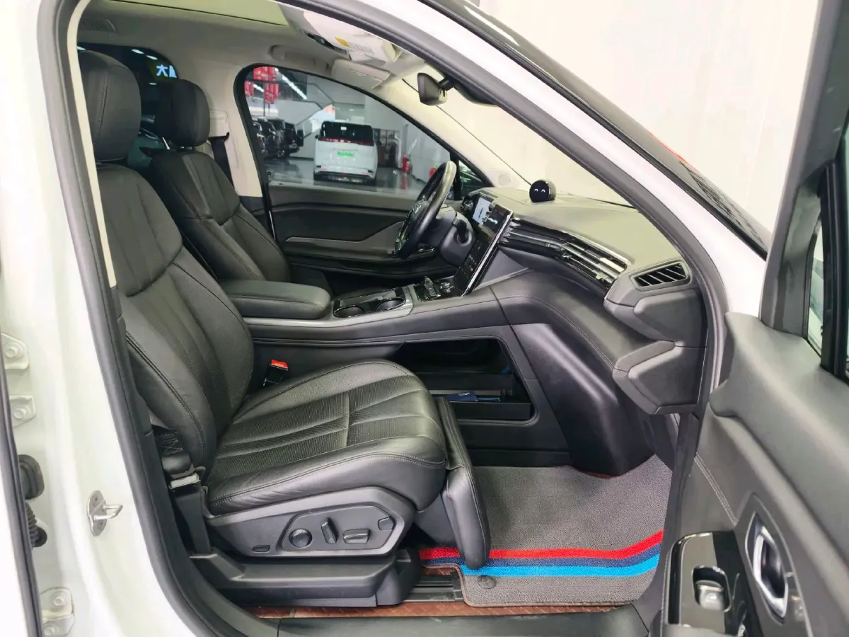 2018 NIO ES8 BEV 70KWH,autocango,china used car exporter,china ev exporter,chinese used car exporter,chinese used ev exporter