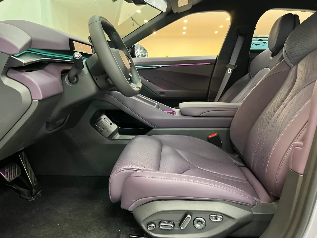 2025 Xpeng P7 BEV,autocango,china used car exporter,china ev exporter,chinese used car exporter,chinese used ev exporter