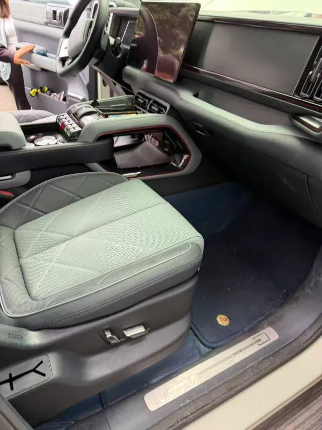 2023 FangChengBao Bao 5 1.5T 194HP L4 E-CVT PHEV 31.8KWH,autocango,china used car exporter,china ev exporter,chinese used car exporter,chinese used ev exporter