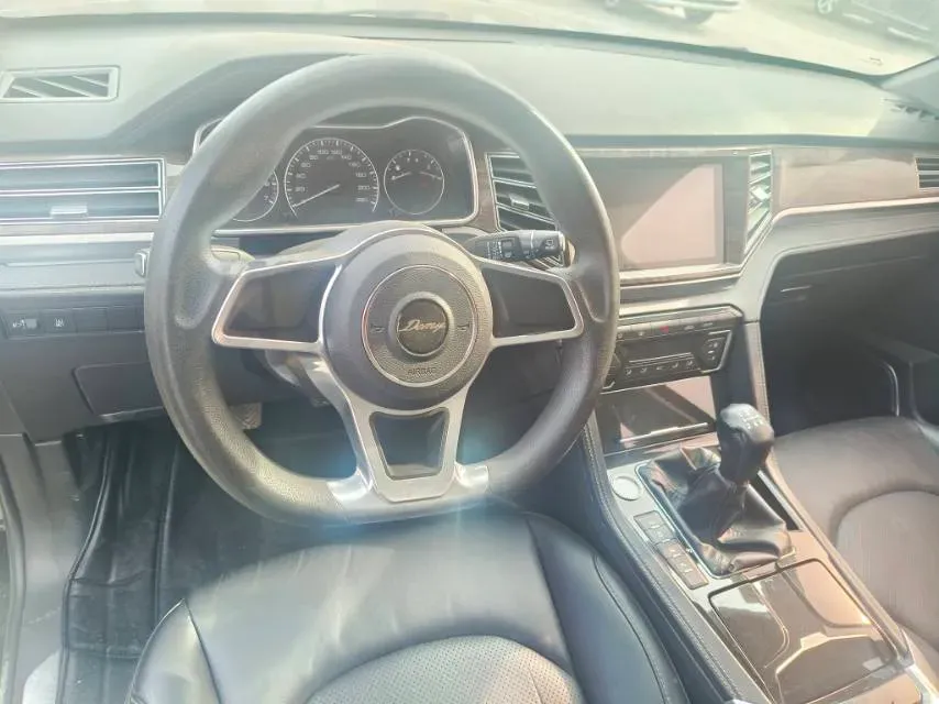 2017 Zotye Damy X7 1.8T 177HP L4 5MT,autocango,china used car exporter,china ev exporter,chinese used car exporter,chinese used ev exporter