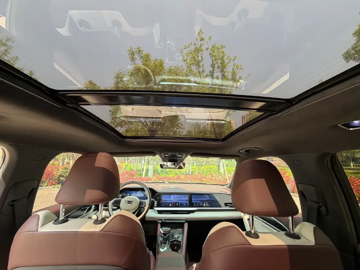 2021 Geely Monjaro 2.0T 218HP L4 7DCT,autocango,china used car exporter,china ev exporter,chinese used car exporter,chinese used ev exporter