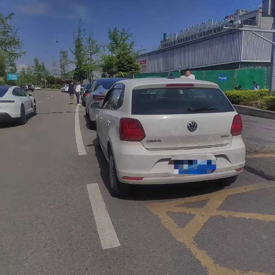 2016 Volkswagen Polo 1.6L 110HP L4 6AT,autocango,china used car exporter,china ev exporter,chinese used car exporter,chinese used ev exporter