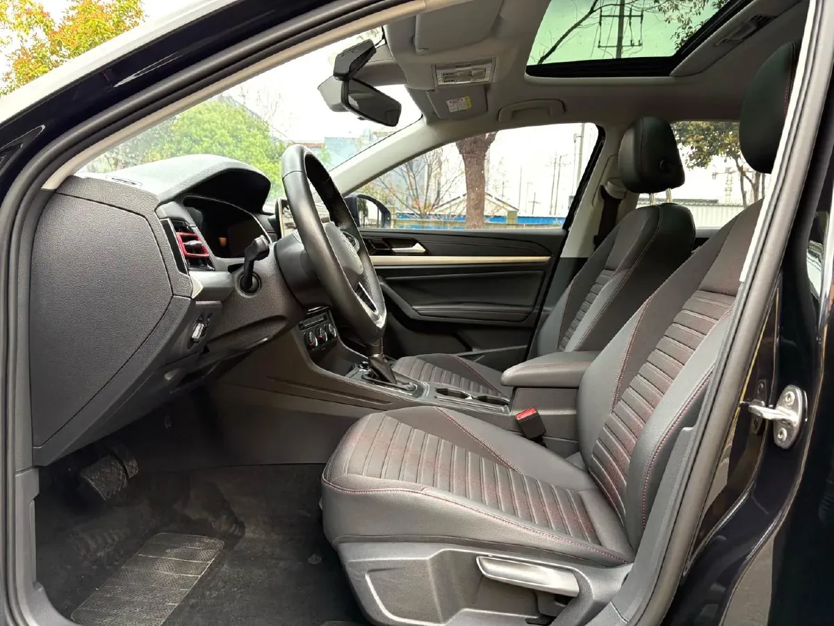 2023 Volkswagen Lavida 1.5T 160HP L4 7DCT,autocango,china used car exporter,china ev exporter,chinese used car exporter,chinese used ev exporter