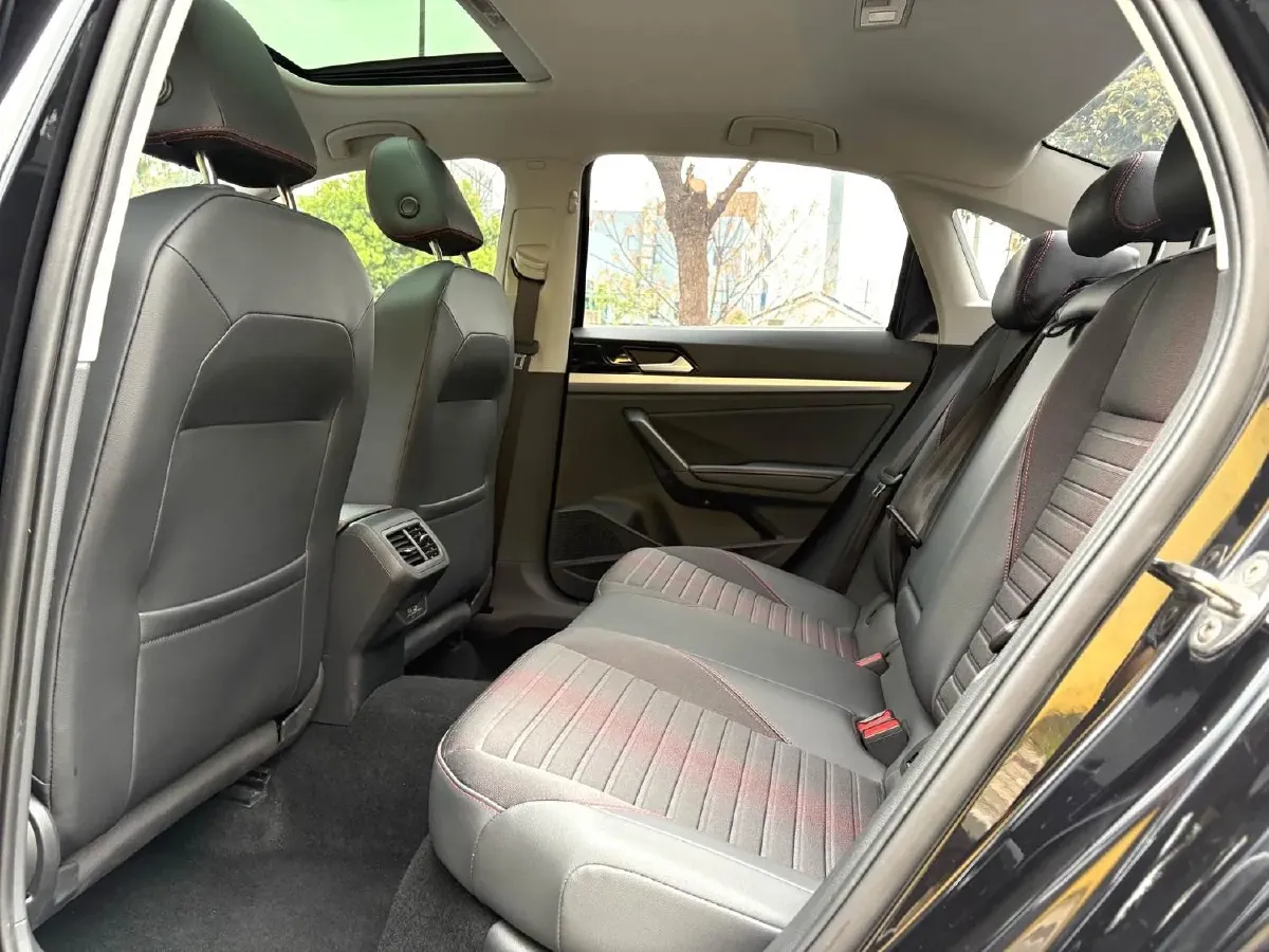 2023 Volkswagen Lavida 1.5T 160HP L4 7DCT,autocango,china used car exporter,china ev exporter,chinese used car exporter,chinese used ev exporter