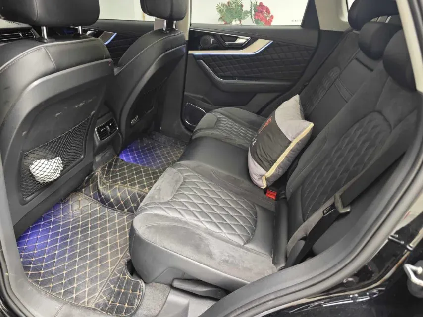 2019 HongQi HS5 2.0T 224HP L4 6AT,autocango,china used car exporter,china ev exporter,chinese used car exporter,chinese used ev exporter