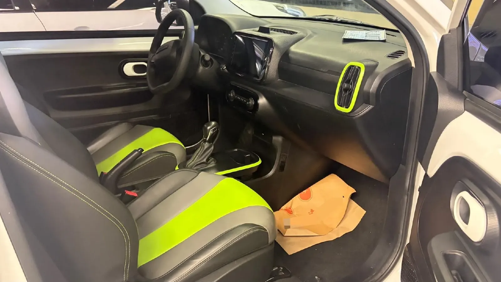 2022 Roewe Clever BEV 29KWH,autocango,china used car exporter,china ev exporter,chinese used car exporter,chinese used ev exporter