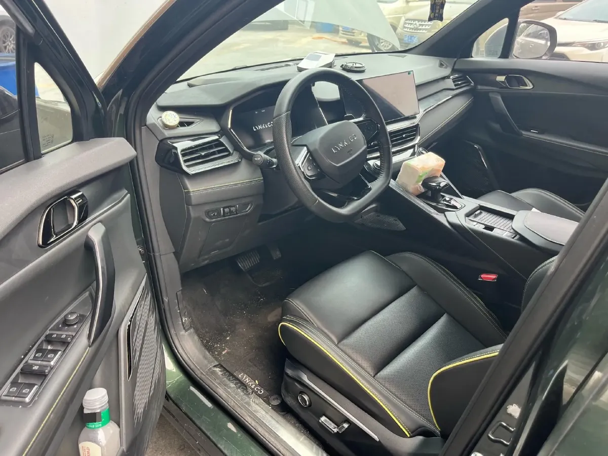 2023 LYNK&CO 06 1.5T 181HP L4 7DCT,autocango,china used car exporter,china ev exporter,chinese used car exporter,chinese used ev exporter