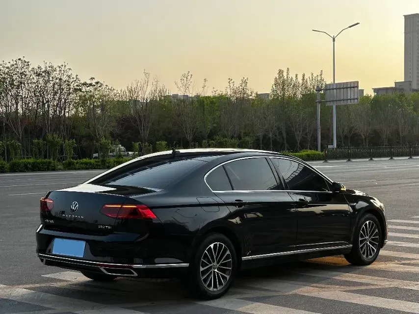 2020 Volkswagen Magotan 2.0T 186HP L4 7DCT,autocango,china used car exporter,china ev exporter,chinese used car exporter,chinese used ev exporter