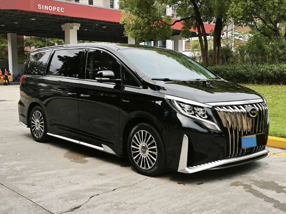 2021 GAC Trumpchi M8 2.0T 252HP L4 8AT,autocango,china used car exporter,china ev exporter,chinese used car exporter,chinese used ev exporter