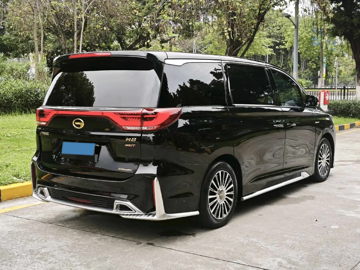 2021 GAC Trumpchi M8 2.0T 252HP L4 8AT,autocango,china used car exporter,china ev exporter,chinese used car exporter,chinese used ev exporter