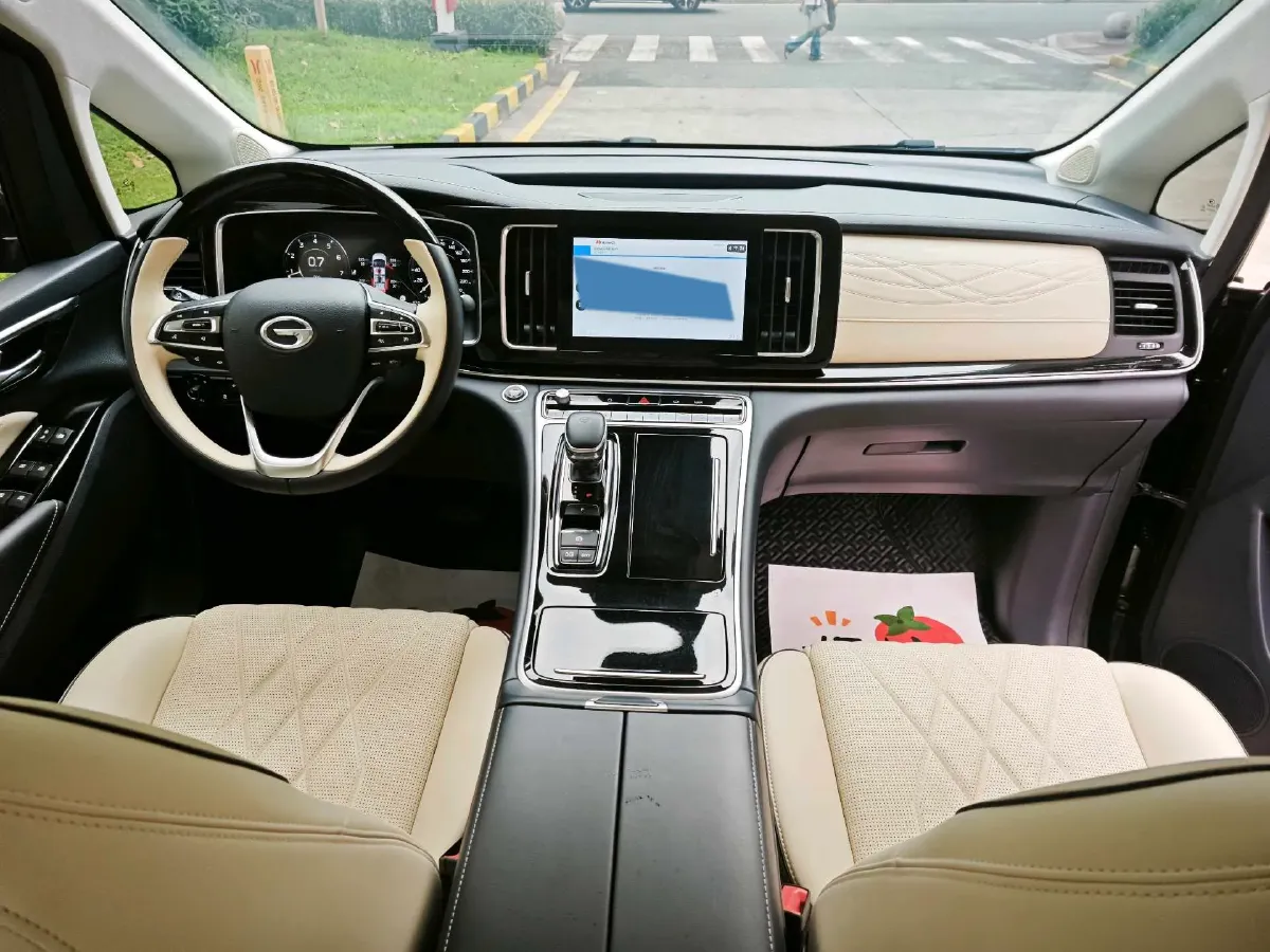 2021 GAC Trumpchi M8 2.0T 252HP L4 8AT,autocango,china used car exporter,china ev exporter,chinese used car exporter,chinese used ev exporter