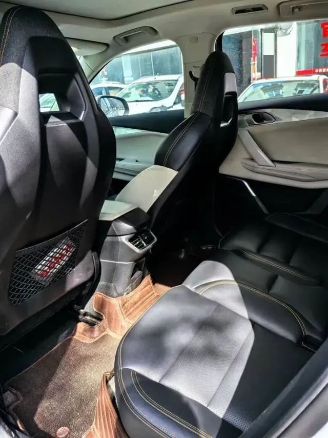 2022 Roewe i6 MAX BEV 61.1KWH,autocango,china used car exporter,china ev exporter,chinese used car exporter,chinese used ev exporter