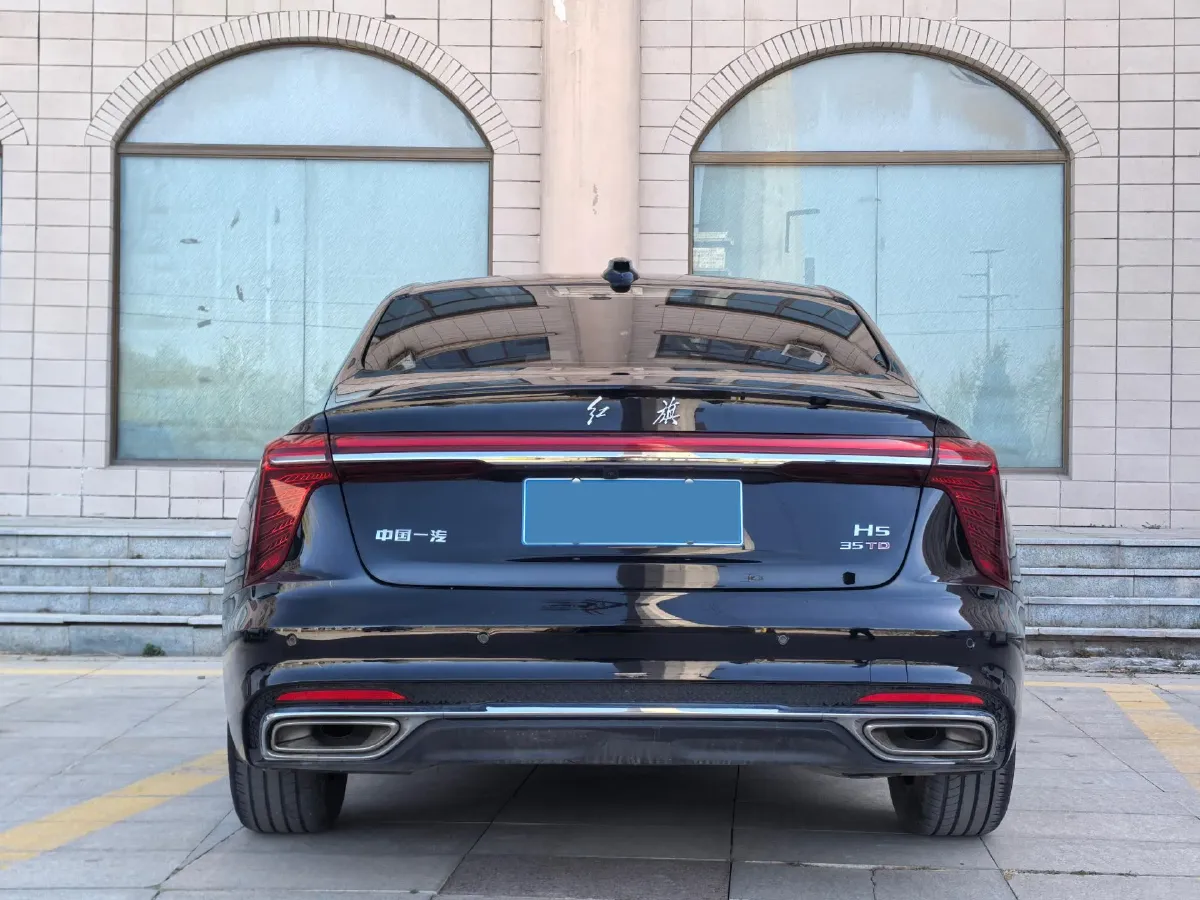 2022 HongQi H5 1.5T 169HP L4 7DCT,autocango,china used car exporter,china ev exporter,chinese used car exporter,chinese used ev exporter