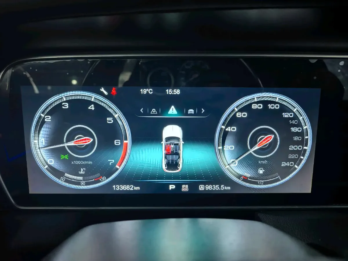 2019 HongQi HS5 2.0T 224HP L4 6AT,autocango,china used car exporter,china ev exporter,chinese used car exporter,chinese used ev exporter