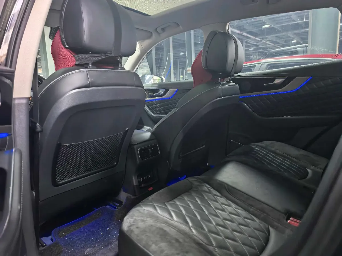 2019 HongQi HS5 2.0T 224HP L4 6AT,autocango,china used car exporter,china ev exporter,chinese used car exporter,chinese used ev exporter