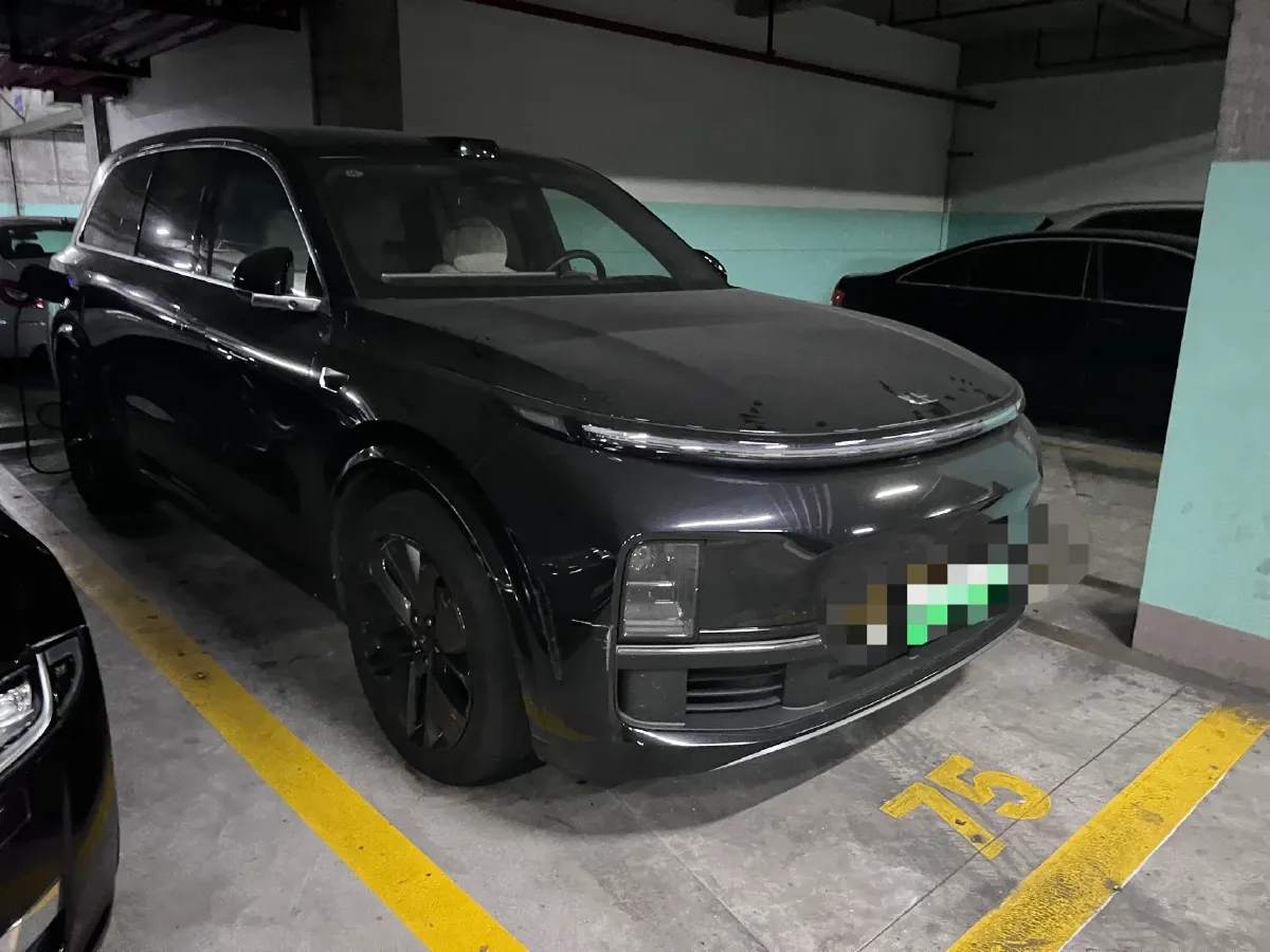 2022 Li L9 Range Extended 154HP REEV 42.6KWH,autocango,china used car exporter,china ev exporter,chinese used car exporter,chinese used ev exporter