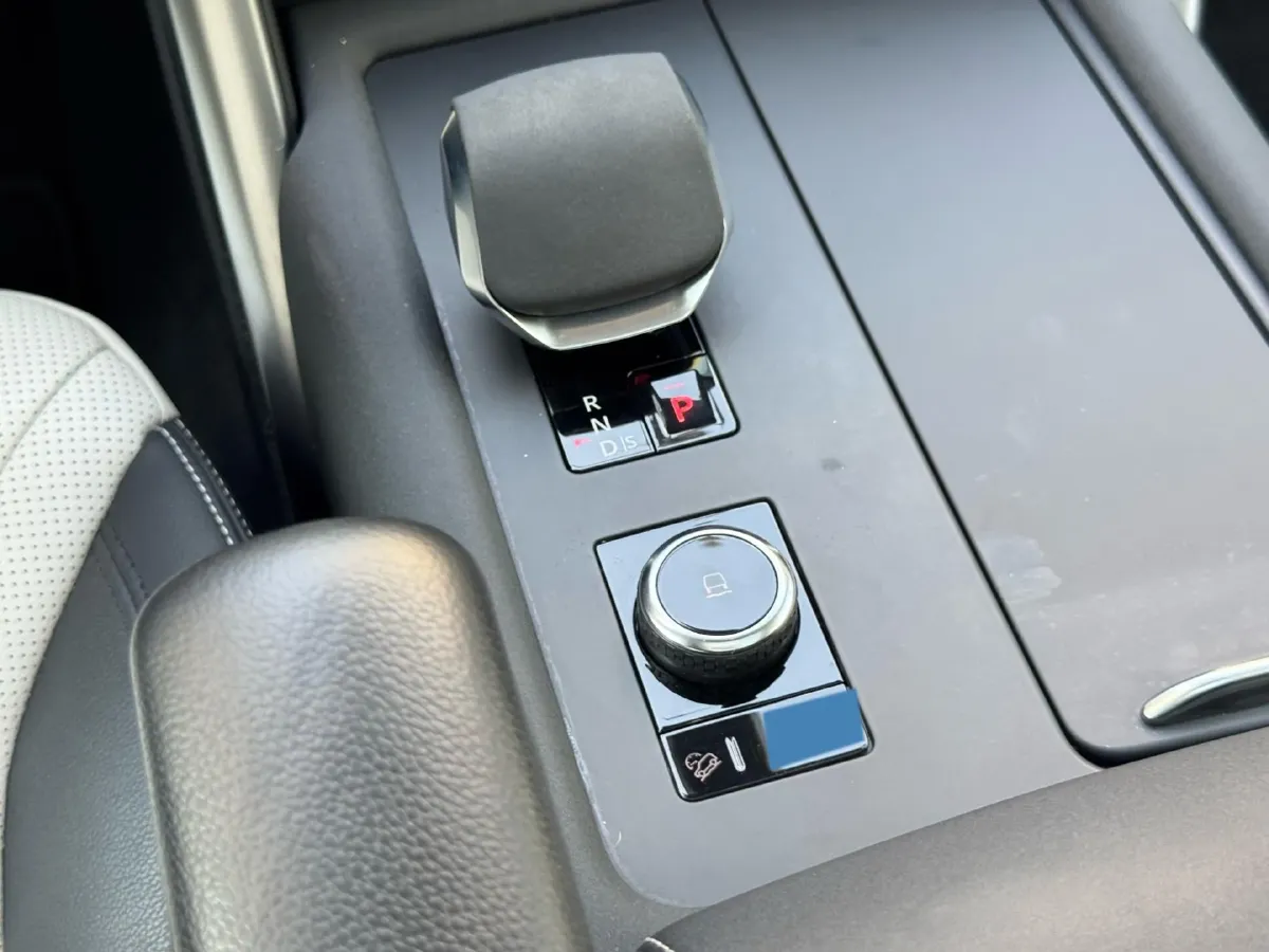 2021 Land Rover Discovery 3.0T 360HP L6 8AT,autocango,china used car exporter,china ev exporter,chinese used car exporter,chinese used ev exporter