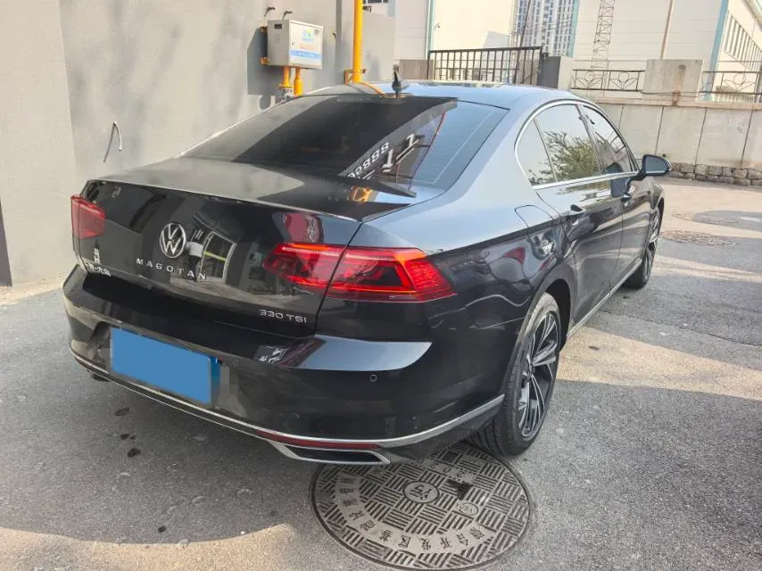 2020 Volkswagen Magotan 2.0T 186HP L4 7DCT,autocango,china used car exporter,china ev exporter,chinese used car exporter,chinese used ev exporter