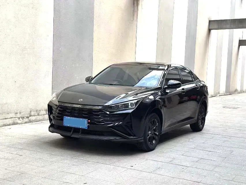 2024 DongFeng Aeolus YiXuan 1.5L 125HP L4 6DCT,autocango,china used car exporter,china ev exporter,chinese used car exporter,chinese used ev exporter