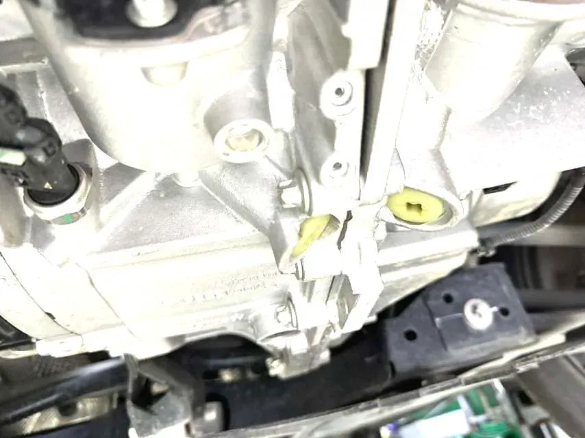 2024 DongFeng Aeolus YiXuan 1.5L 125HP L4 6DCT,autocango,china used car exporter,china ev exporter,chinese used car exporter,chinese used ev exporter