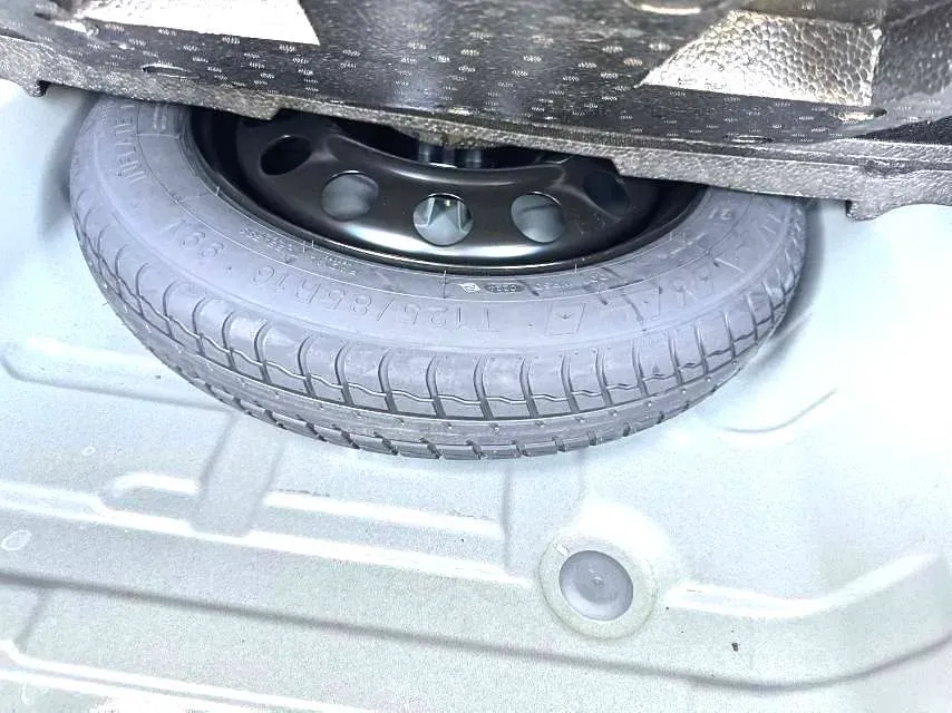 2024 DongFeng Aeolus YiXuan 1.5L 125HP L4 6DCT,autocango,china used car exporter,china ev exporter,chinese used car exporter,chinese used ev exporter