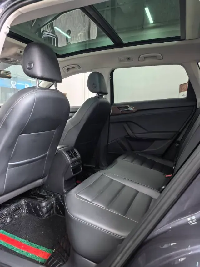 2020 Volkswagen Tharu 2.0T 186HP L4 7DCT,autocango,china used car exporter,china ev exporter,chinese used car exporter,chinese used ev exporter