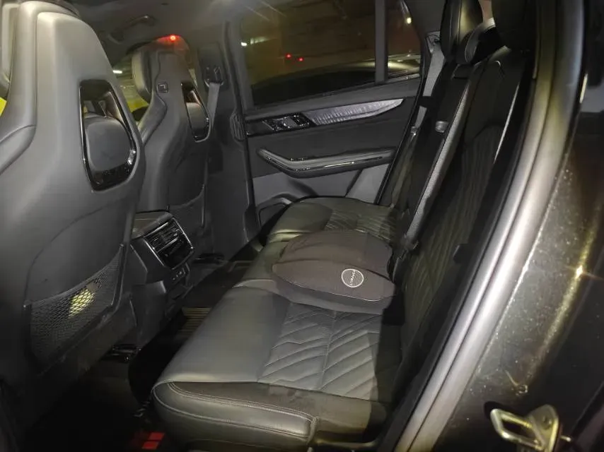 2021 Buick GL8 2.0T 237HP L4 9AT,autocango,china used car exporter,china ev exporter,chinese used car exporter,chinese used ev exporter