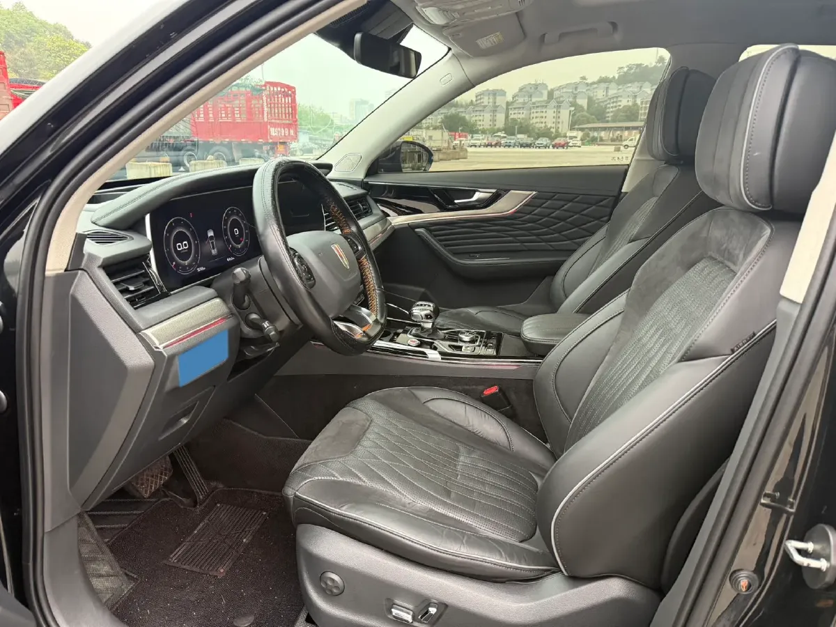 2022 HongQi HS5 2.0T 224HP L4 6AT,autocango,china used car exporter,china ev exporter,chinese used car exporter,chinese used ev exporter