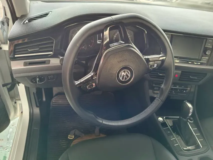 2019 Bestune T77 1.2T 143HP L4 7DCT,autocango,china used car exporter,china ev exporter,chinese used car exporter,chinese used ev exporter