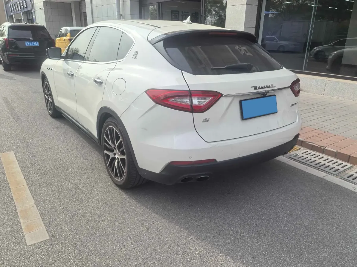 2018 Jaguar XJ 3.0T 340HP V6 8AT,autocango,china used car exporter,china ev exporter,chinese used car exporter,chinese used ev exporter