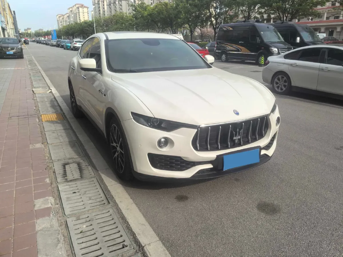 2018 Jaguar XJ 3.0T 340HP V6 8AT,autocango,china used car exporter,china ev exporter,chinese used car exporter,chinese used ev exporter