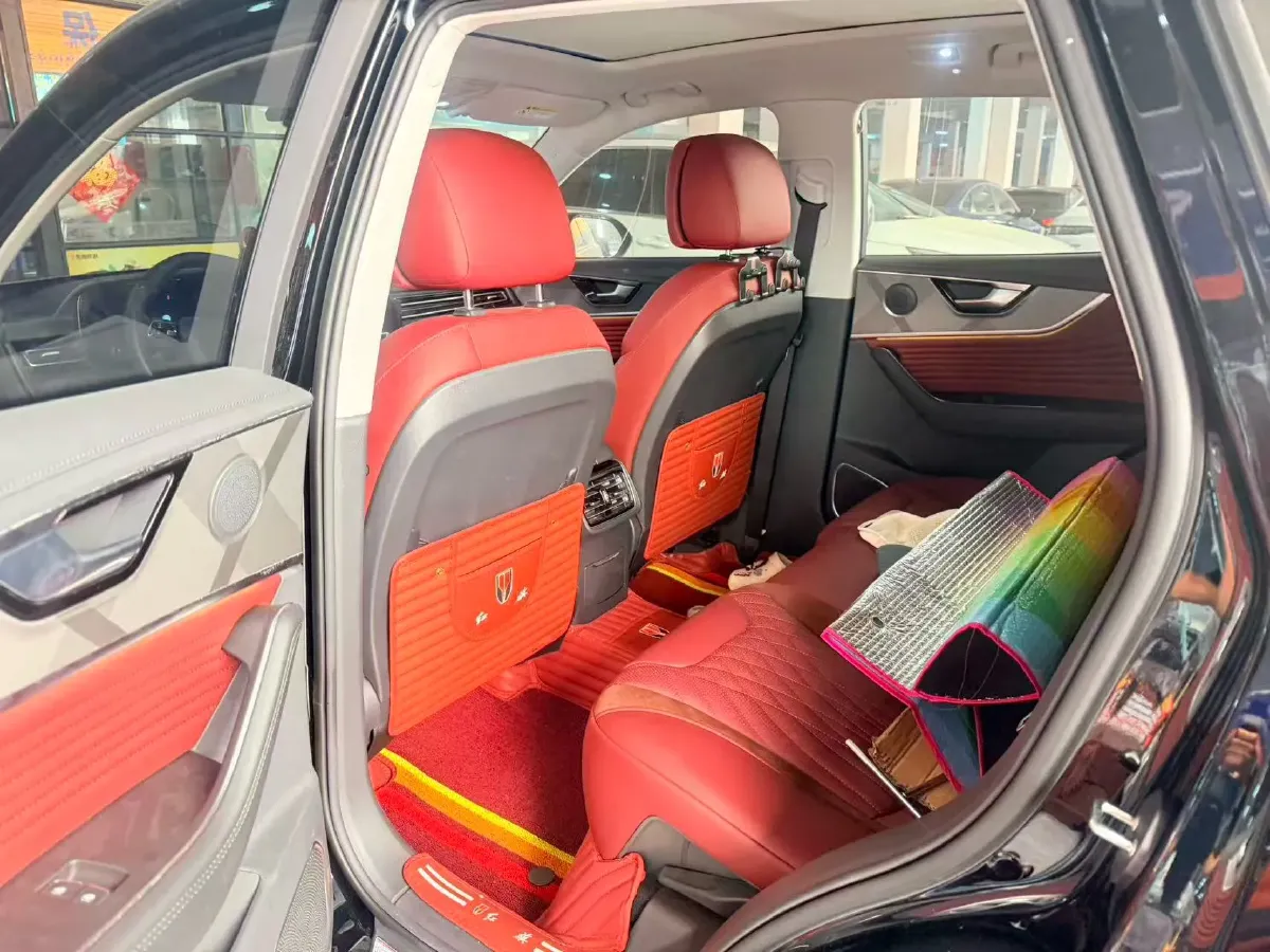 2023 HongQi HS5 2.0T 252HP L4 8AT,autocango,china used car exporter,china ev exporter,chinese used car exporter,chinese used ev exporter