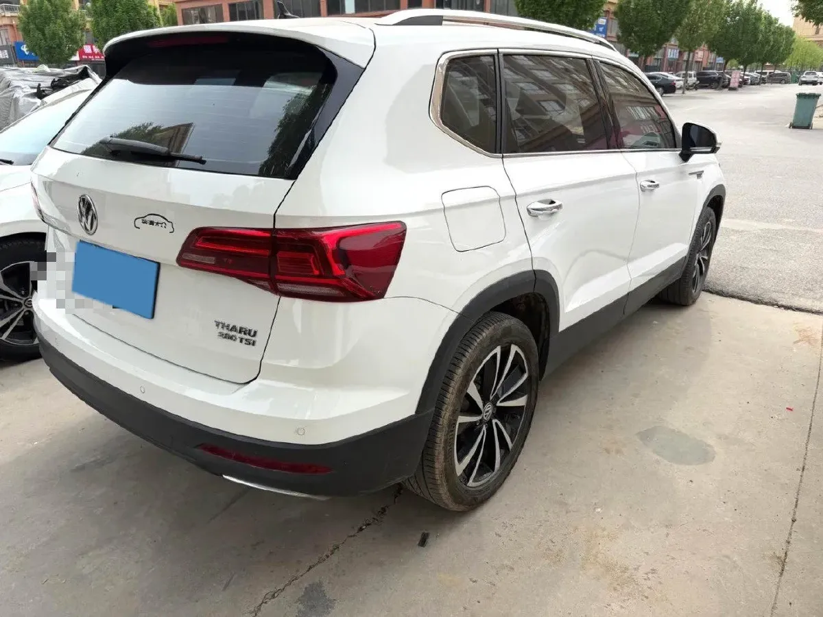 2019 MINI MINI 1.5T 102HP L3 7DCT,autocango,china used car exporter,china ev exporter,chinese used car exporter,chinese used ev exporter