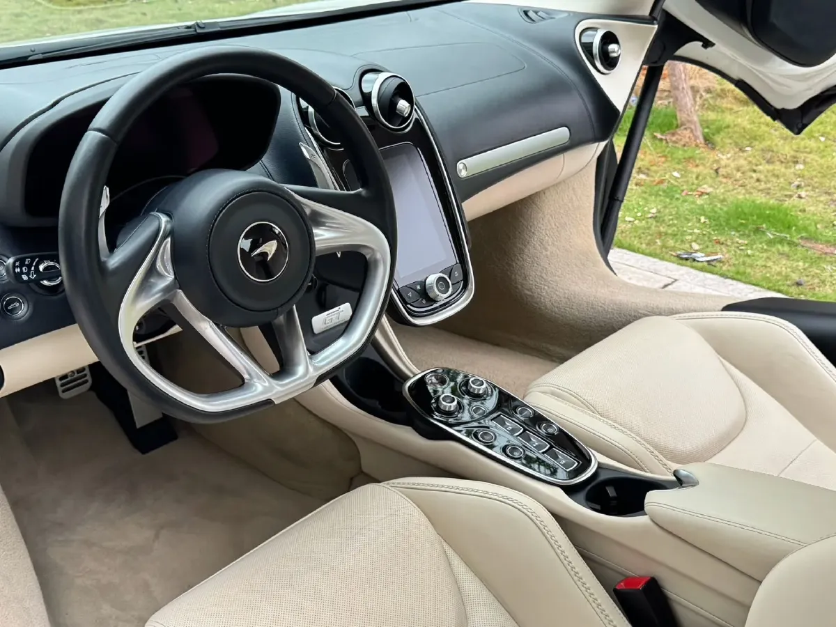 2019 Lorinser MAYBACH S Class 3.0T 367HP V6 9AT,autocango,china used car exporter,china ev exporter,chinese used car exporter,chinese used ev exporter