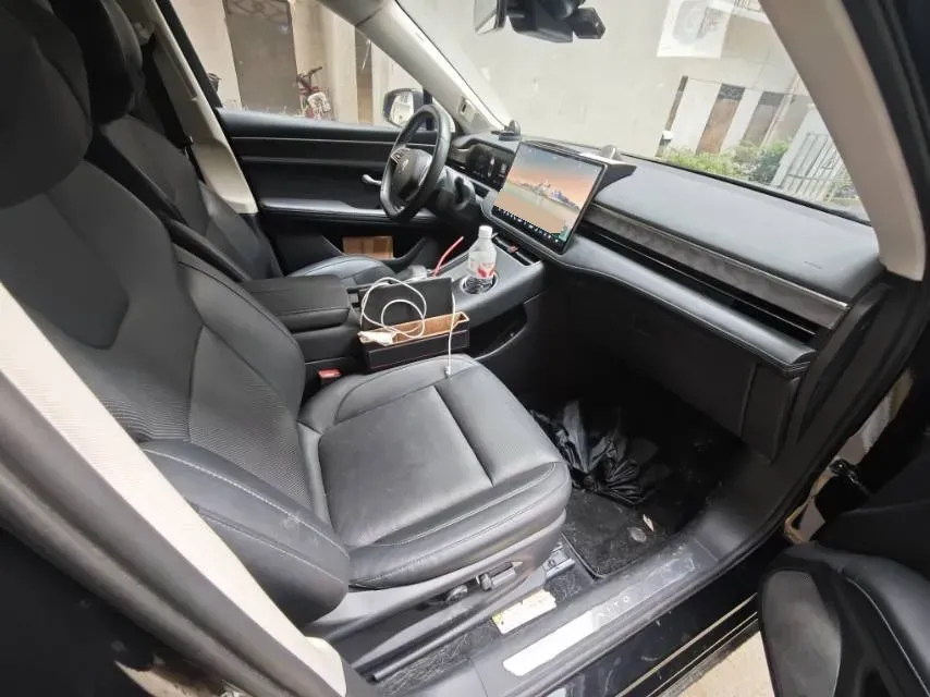 2022 JMC YuHu 7 2.0T 141HP L4 8AT,autocango,china used car exporter,china ev exporter,chinese used car exporter,chinese used ev exporter