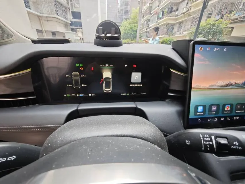 2022 JMC YuHu 7 2.0T 141HP L4 8AT,autocango,china used car exporter,china ev exporter,chinese used car exporter,chinese used ev exporter