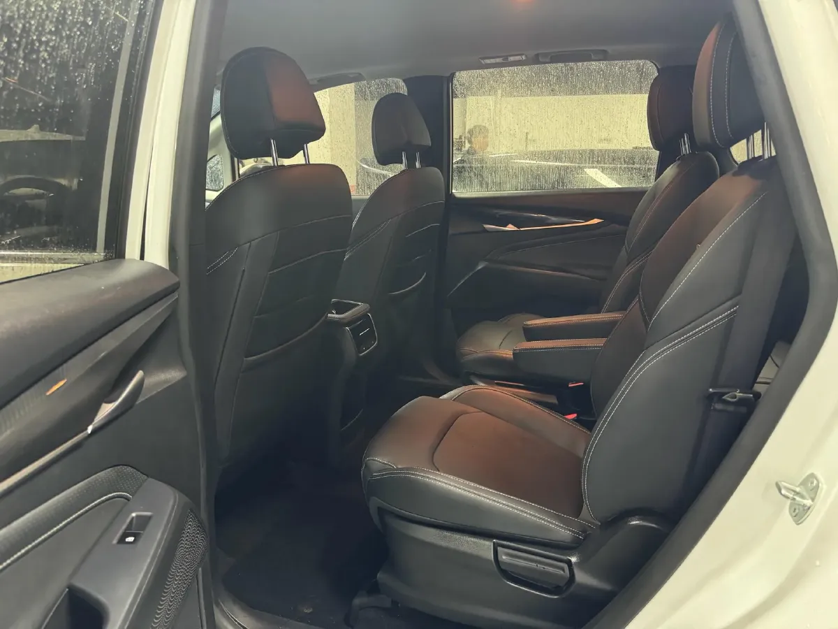 2021 MAXUS G50 1.5T 169HP L4 7DCT,autocango,china used car exporter,china ev exporter,chinese used car exporter,chinese used ev exporter