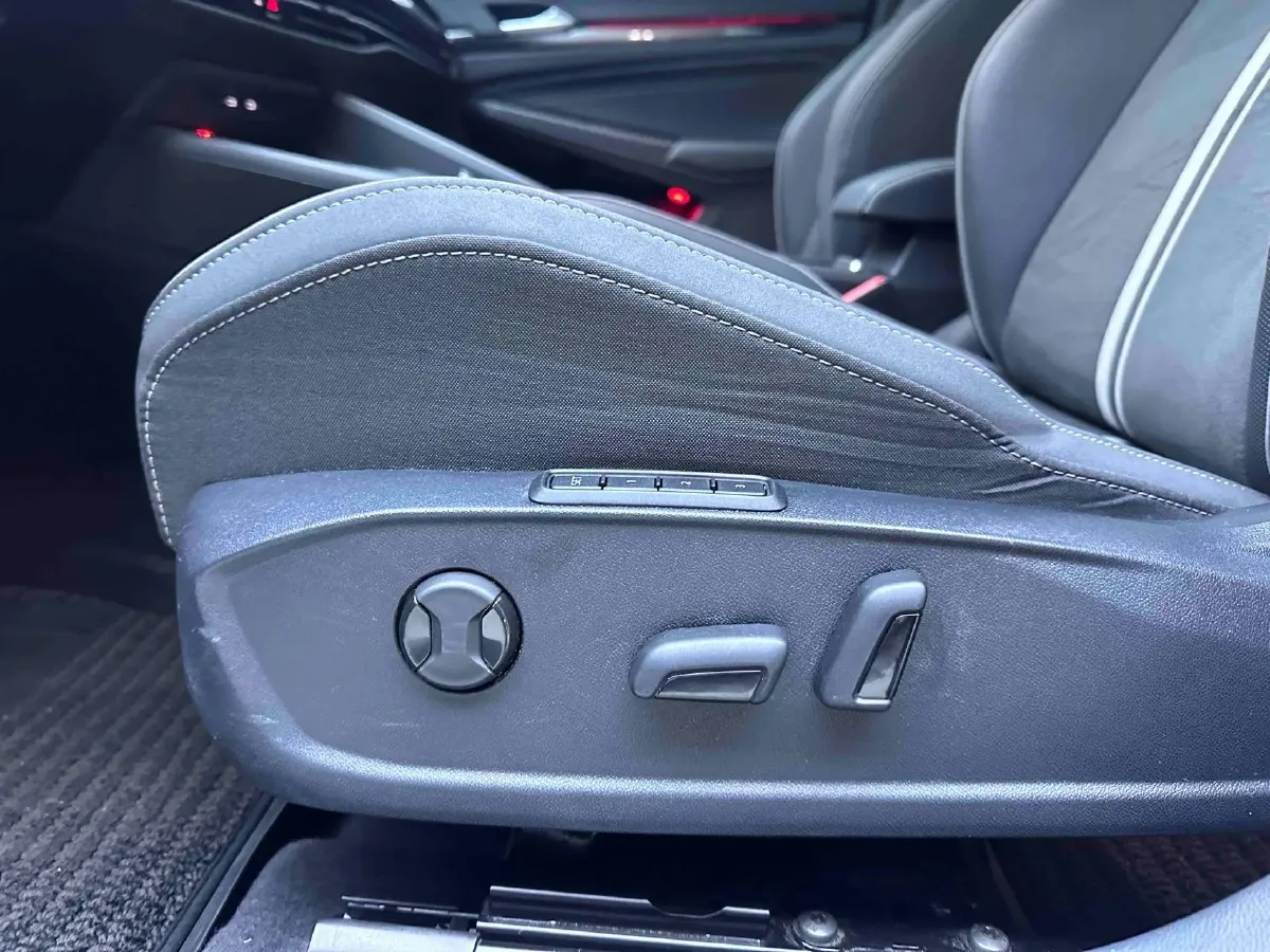 2021 Volkswagen Golf 1.4T 150HP L4 7DCT,autocango,china used car exporter,china ev exporter,chinese used car exporter,chinese used ev exporter