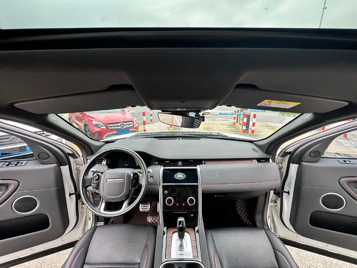 2020 Land Rover Discovery Sport 2.0T 249HP L4 9AT,autocango,china used car exporter,china ev exporter,chinese used car exporter,chinese used ev exporter