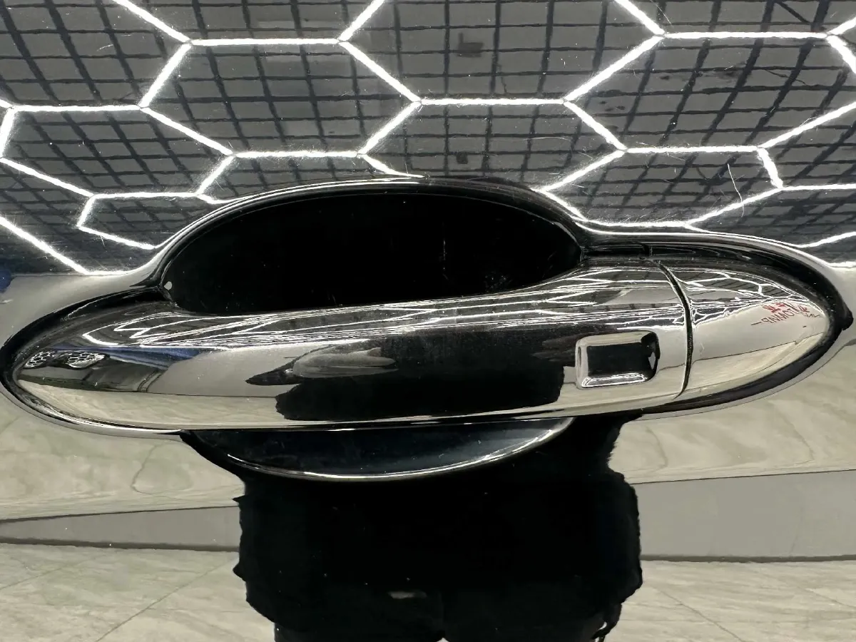 2023 ChangAn Oshan X7 Plus 1.5T 188HP L4 7DCT,autocango,china used car exporter,china ev exporter,chinese used car exporter,chinese used ev exporter