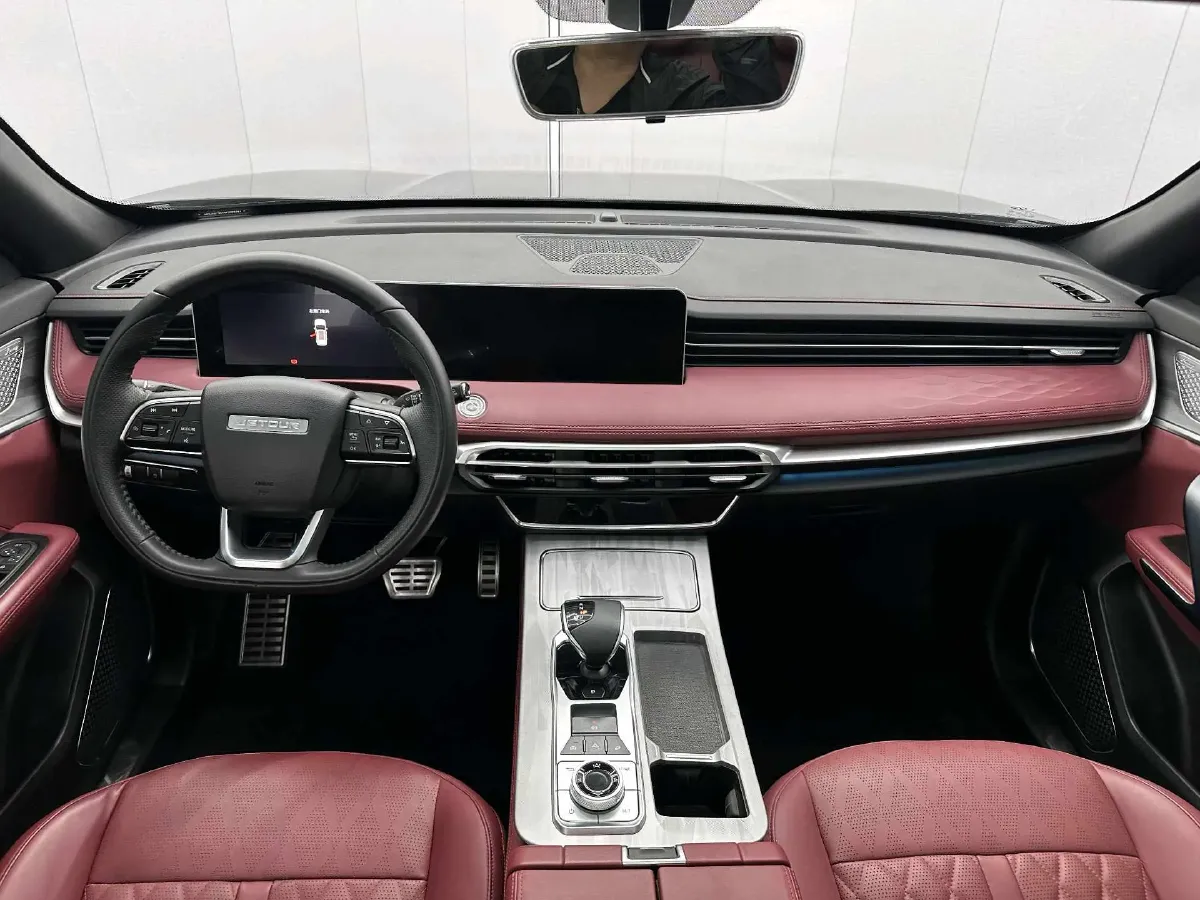 2023 ChangAn Oshan X7 Plus 1.5T 188HP L4 7DCT,autocango,china used car exporter,china ev exporter,chinese used car exporter,chinese used ev exporter