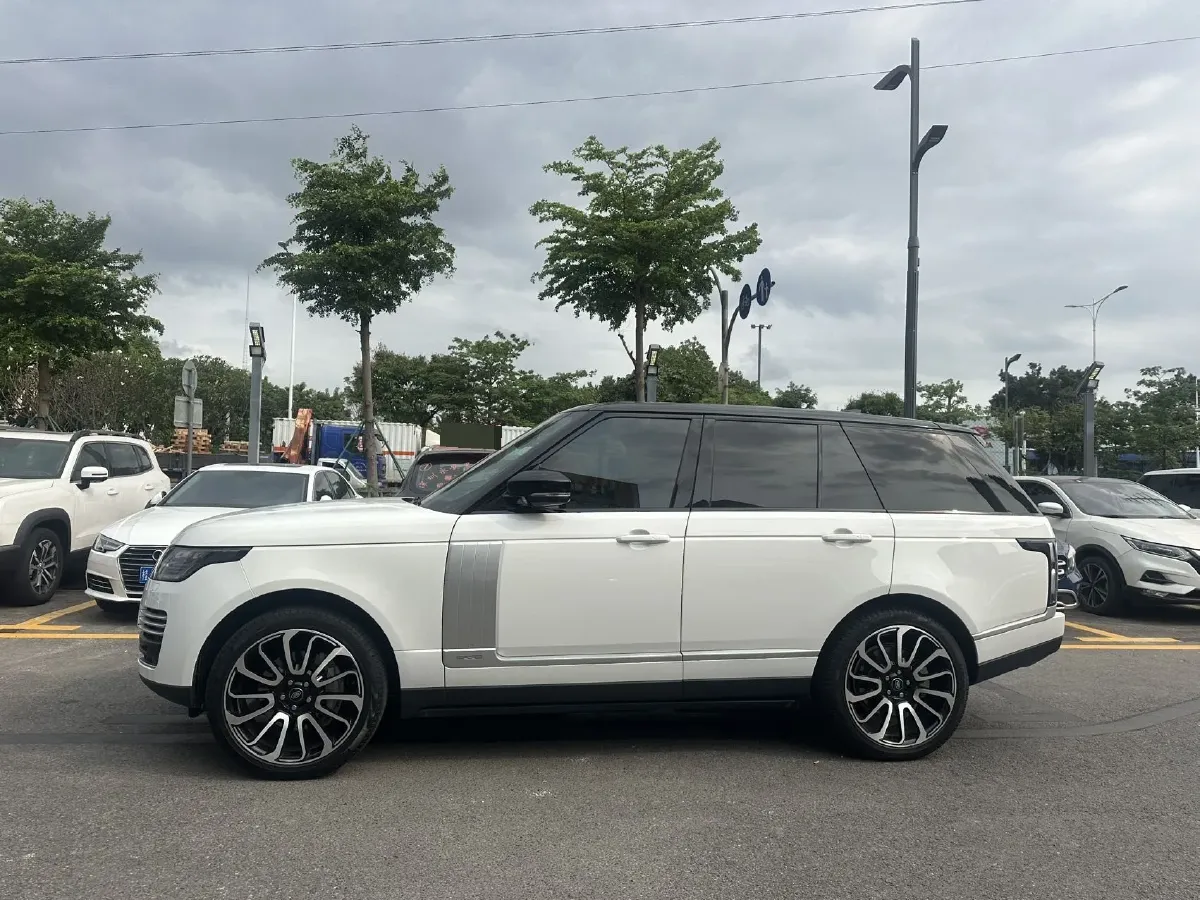 2022 Land Rover Range Rover 3.0T 360HP L6 8AT,autocango,china used car exporter,china ev exporter,chinese used car exporter,chinese used ev exporter