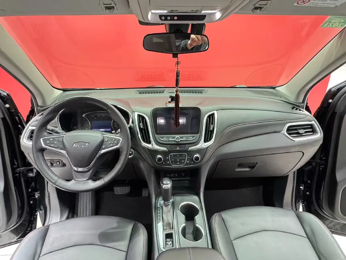 2019 Chevrolet Equinox 2.0T 260HP L4 9AT,autocango,china used car exporter,china ev exporter,chinese used car exporter,chinese used ev exporter