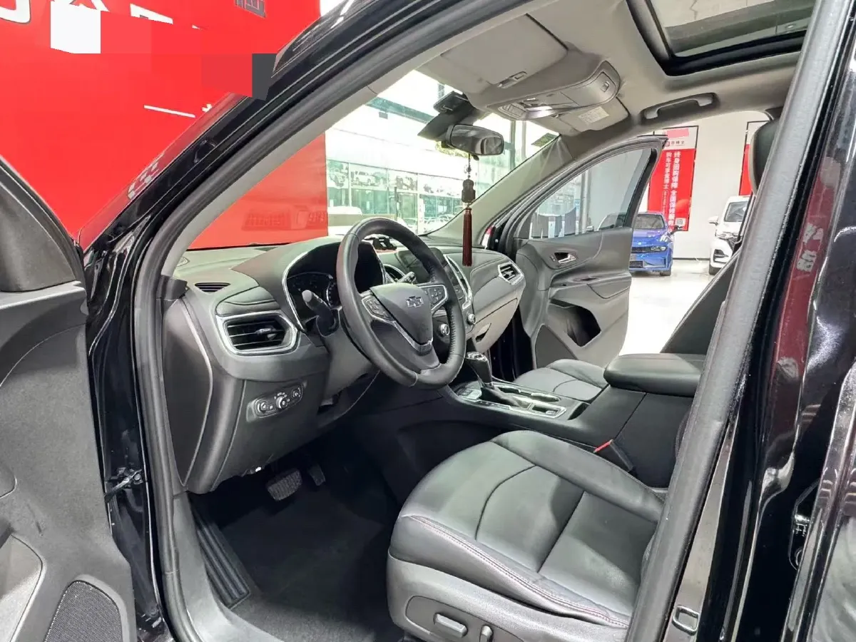 2019 Chevrolet Equinox 2.0T 260HP L4 9AT,autocango,china used car exporter,china ev exporter,chinese used car exporter,chinese used ev exporter